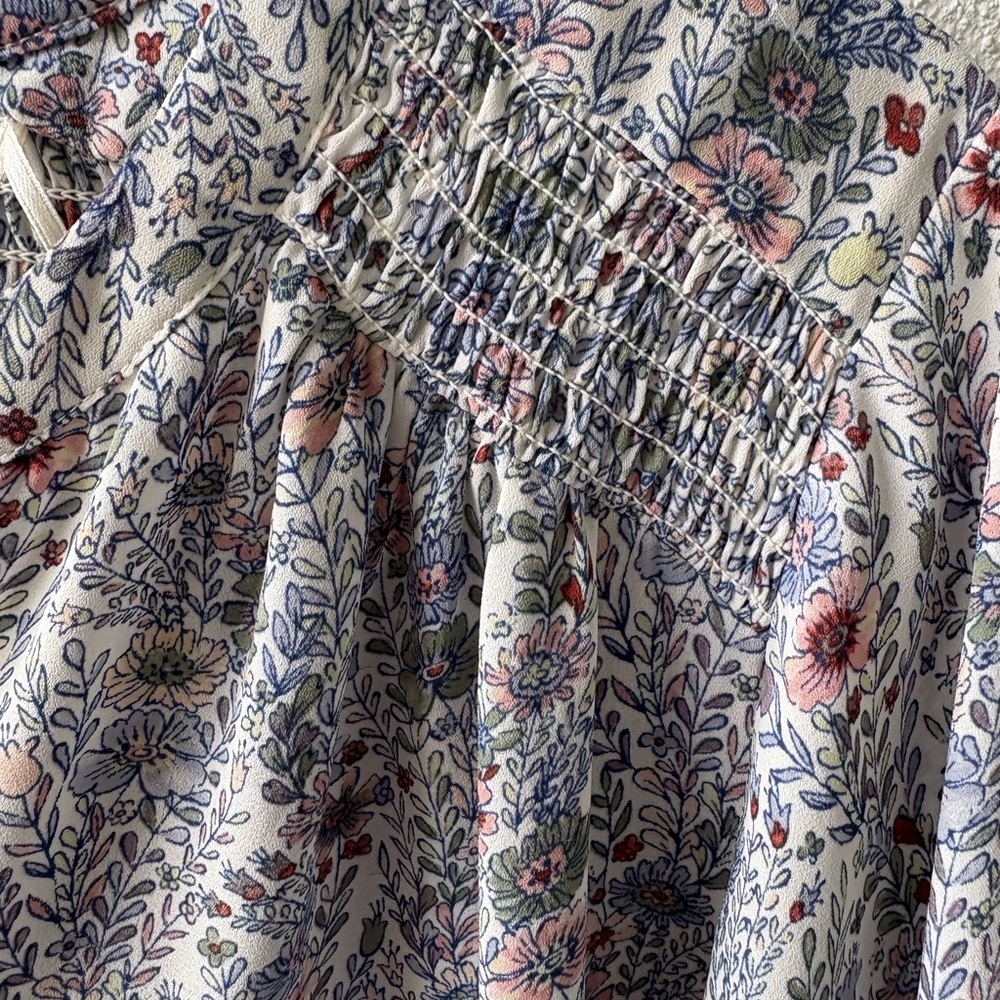 Floral Patterned Women's Top - Picture 7 of 12